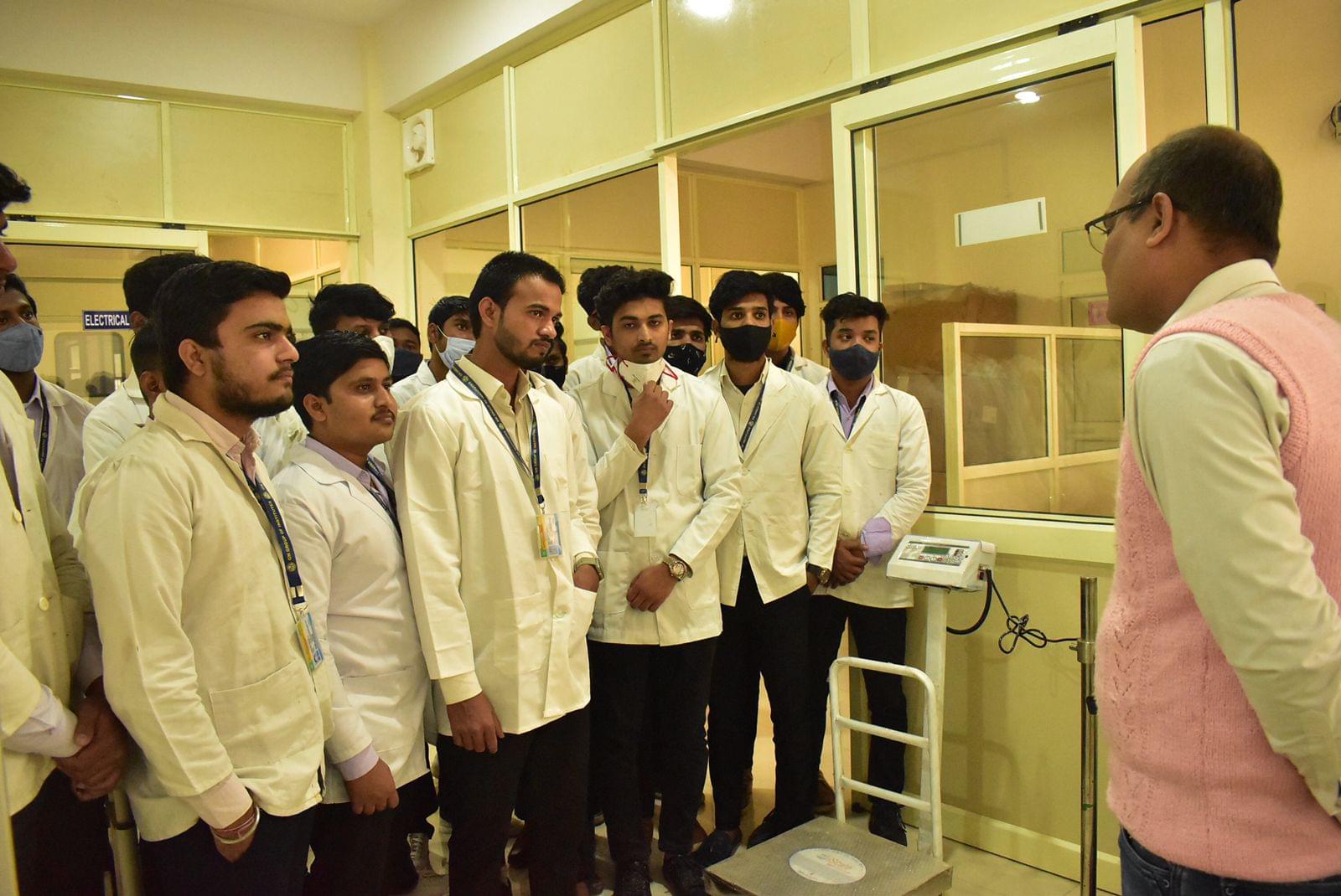 GN Group of Institutes Greater Noida Industrial Visit photo 5